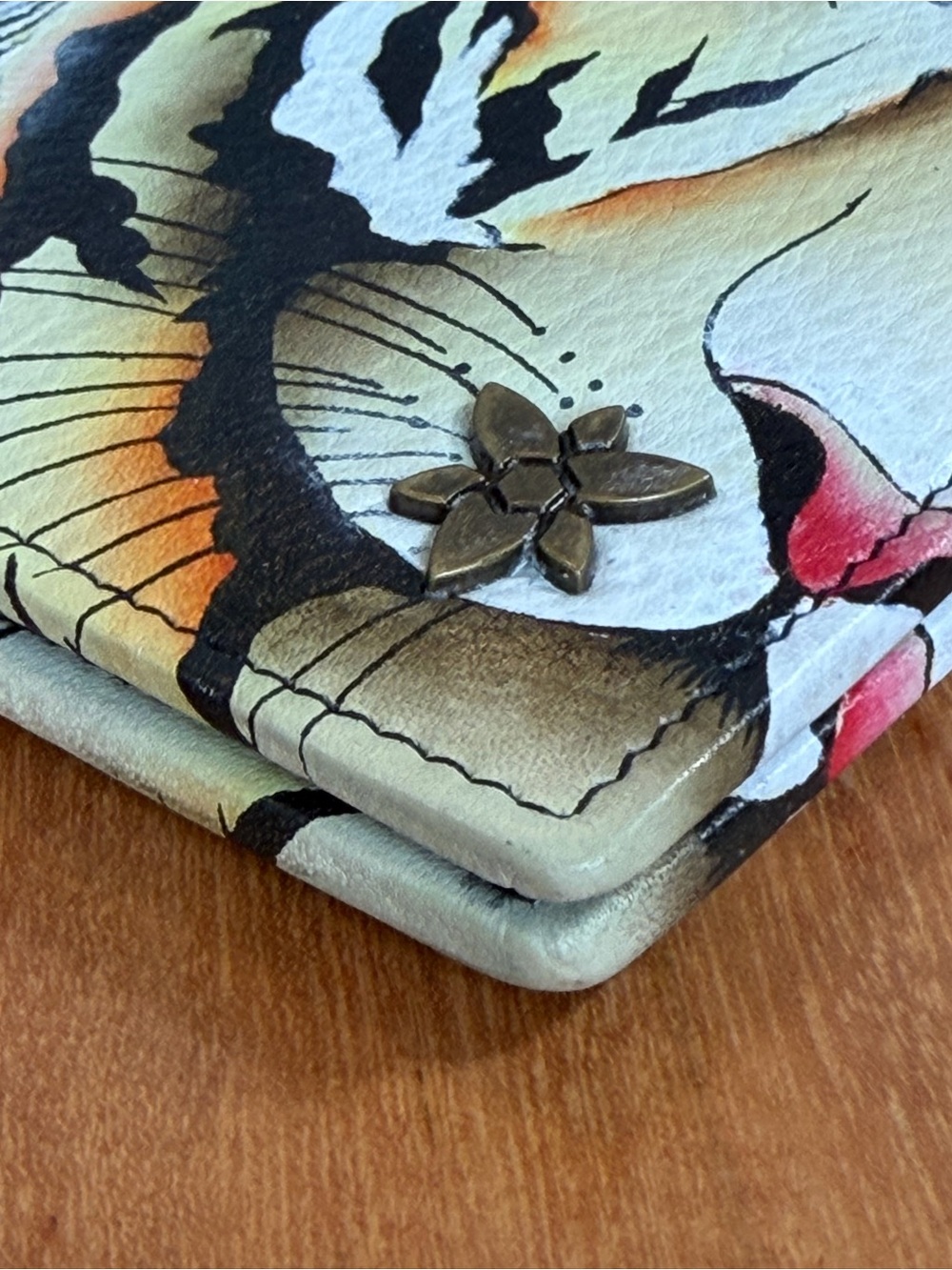 Anuschka Maximalist Tiger Hand-Painted Leather Wallet - Picture 8 of 11